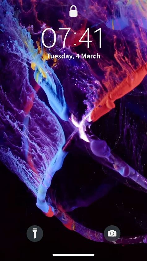 Evolution of live wallpapers for iPhone