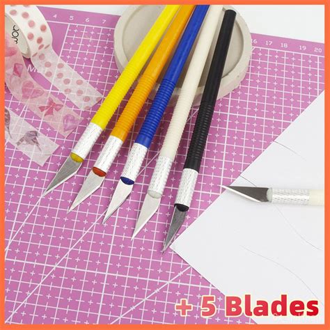 Exacto Knife To Cut Paper