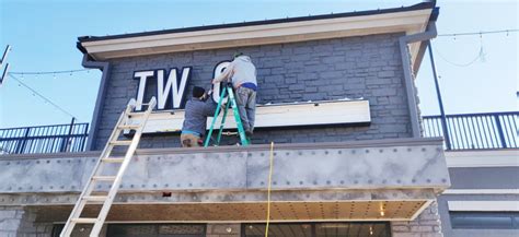 Examples of Effective Sign Wording