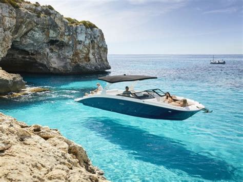 Exclusive Speedboat Experience