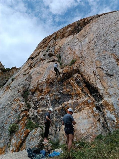 Exomvourgo Cliffs