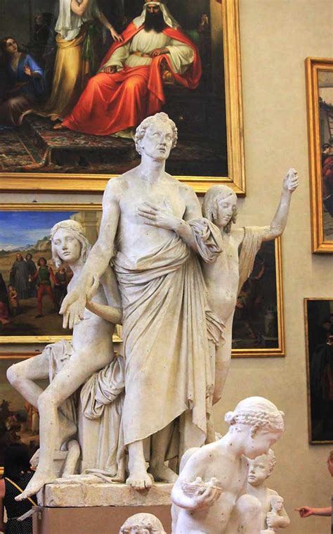 Experienced Art Historian Guide