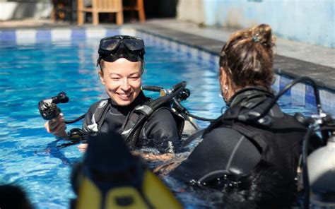 Experienced Dive Instructor