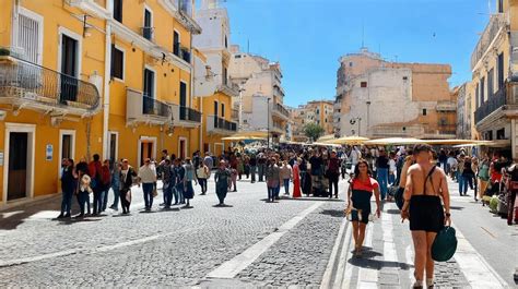 Experiencing Naples Culture