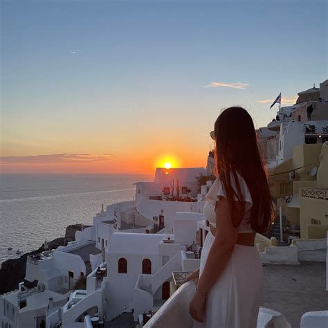 Experiencing Oia Sunset