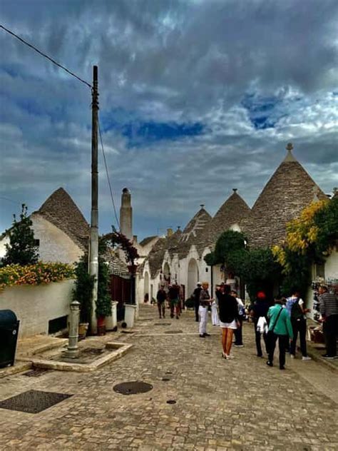 Expert Guided Visit Tasting Alberobello experience