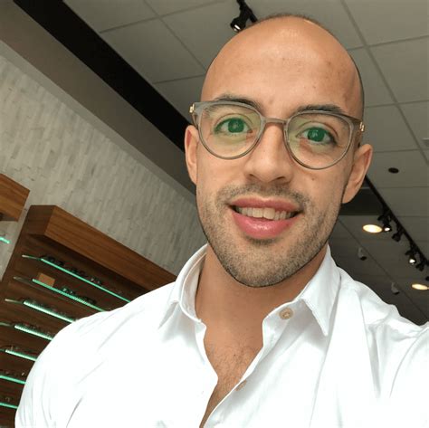 Expert Opticians and Personalized Service