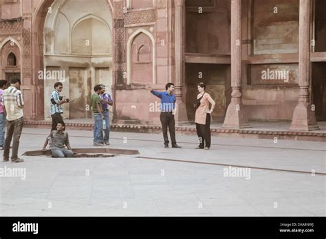 Expert Tour Guide Delhi