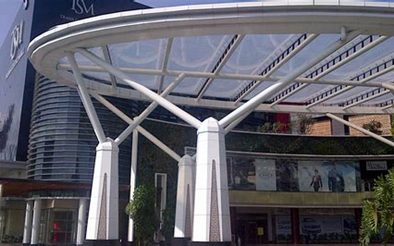 Explore Canopy Membrane Mall In Relaxed Indonesia
