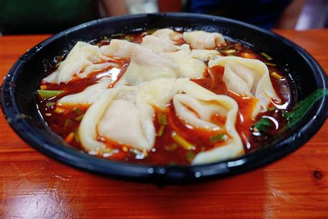 Explore Chongqing Food