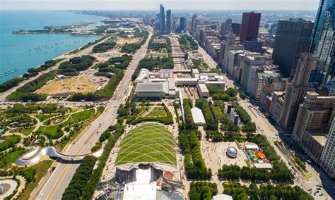 Explore Millennium Park
