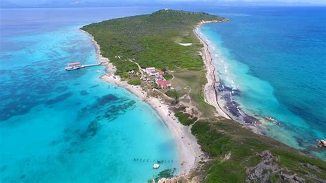 Exploring Caja de Muertos Island