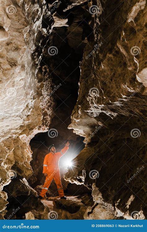 Exploring Dark Cave