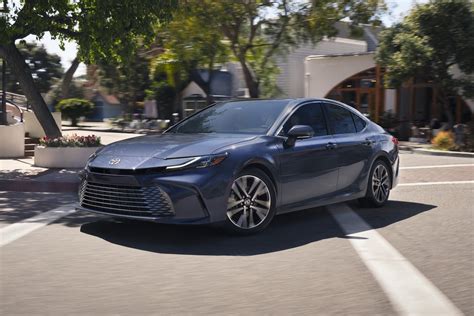 Exploring Different Camry Trims for Leasing