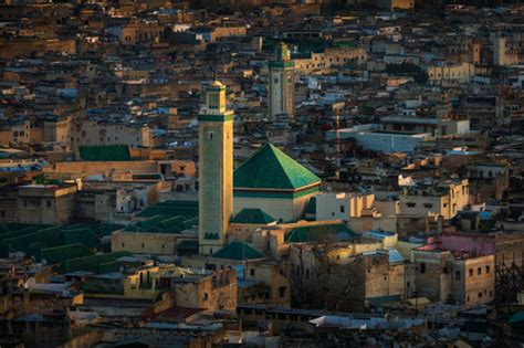 Exploring Fez Independently