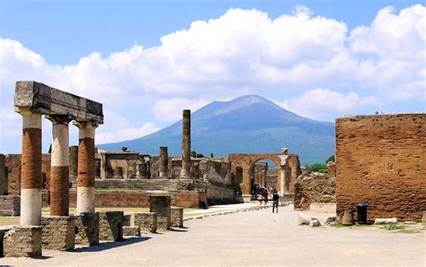 Exploring Pompeii Italy