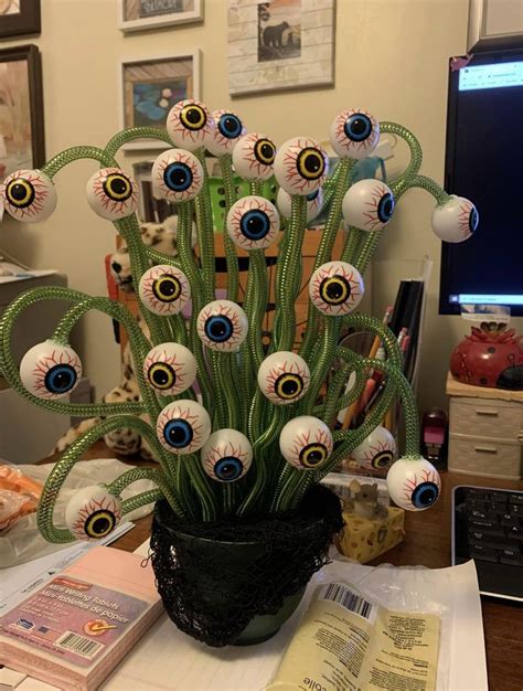 Eyeballs Decoration