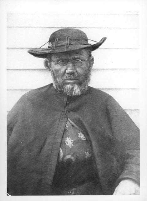 Father Damien Early Life