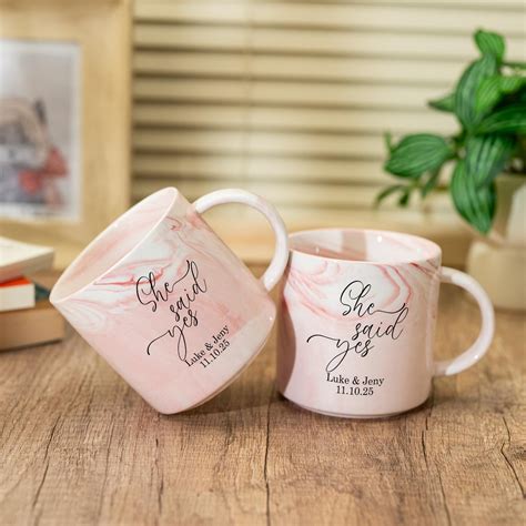 FAQ about Engagement Gift Mugs