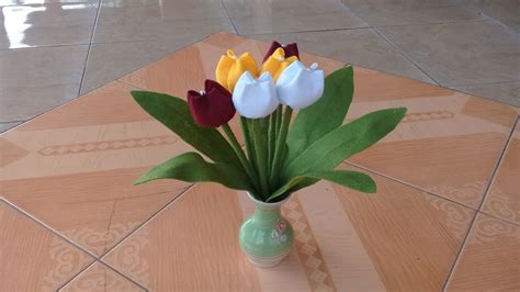 Tutorial Membuat Bunga Tulip dari Kain Flanel