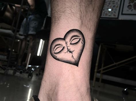 Face Tattoos Broken Heart