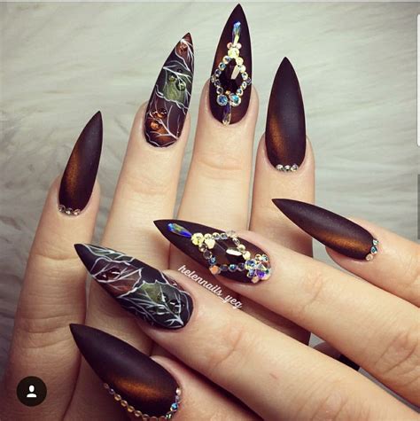 Fall Nails 2022 Stiletto Short: Nail Trends To Try This Season