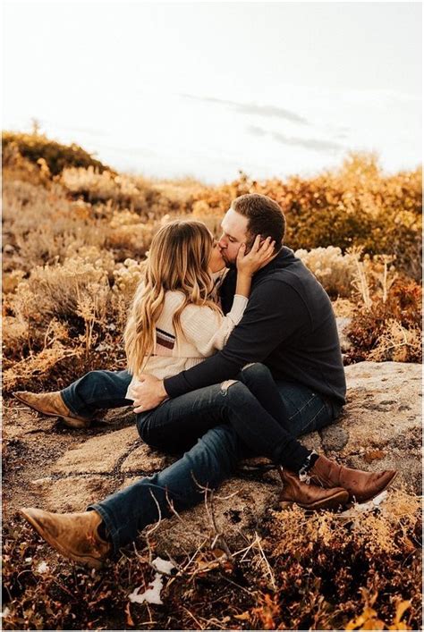 Fall Mountain Engagement Photo Inspiration Table