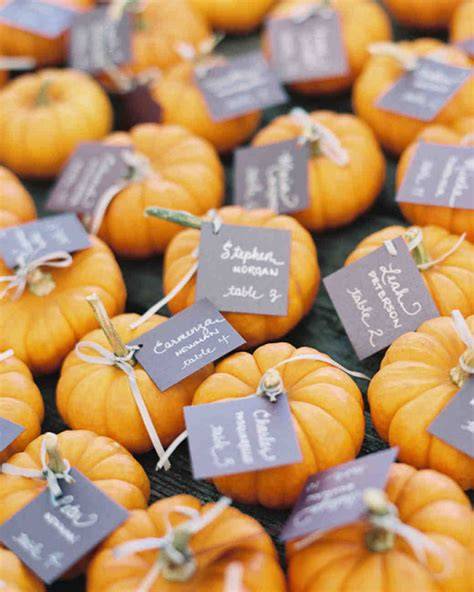 Fall-Themed Wedding Favors