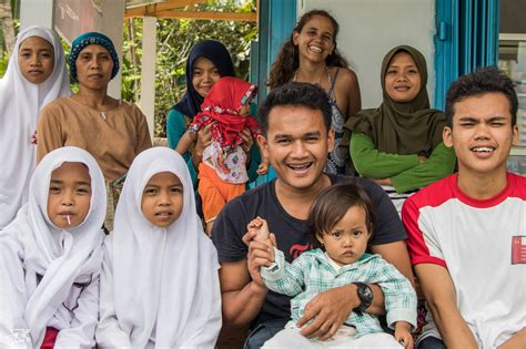 Familiy members in Indonesia