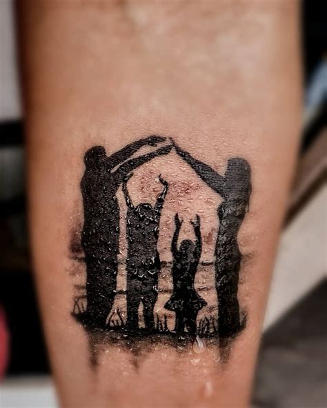85+ Rousing Family Tattoo Ideas Using Art to Honor Your