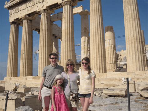 Family touring Athens