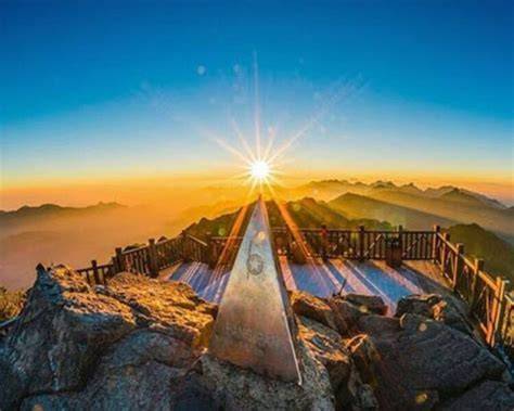 Fansipan Summit View