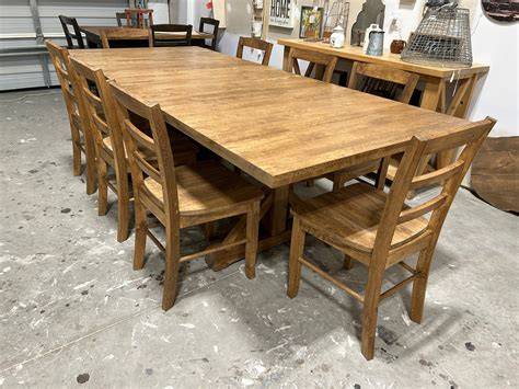 Farmhouse Dining Table With Leaves