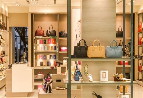Fashion accessory stores are now rocking the fashion world