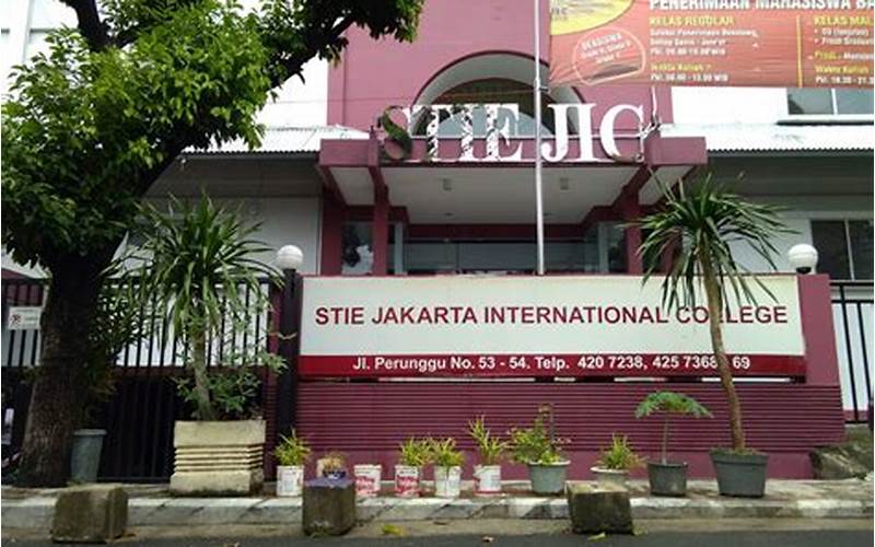 Fasilitas Di Stie Jakarta International College