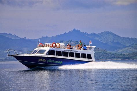 Fast boat to Bali
