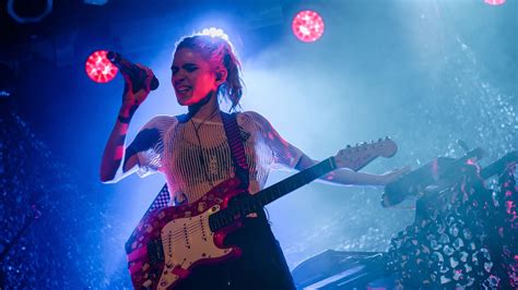 Faulty Stage Equipment