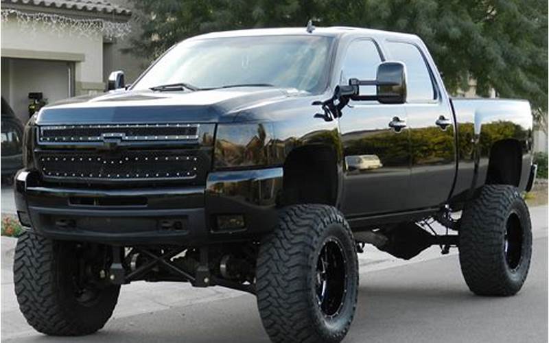 Features Of Lifted Trucks