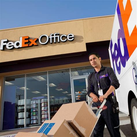 FedEx Office Shipping Services