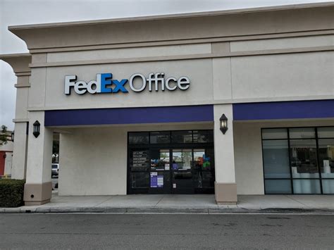 Fedex Lake Forest