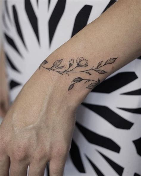 Feminine Armband Leaf Tattoo Tattoo Designs for Women
