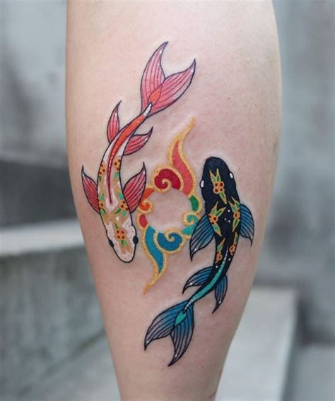 Feminine Koi Fish Tattoo Design on Back Shoulder for Girl