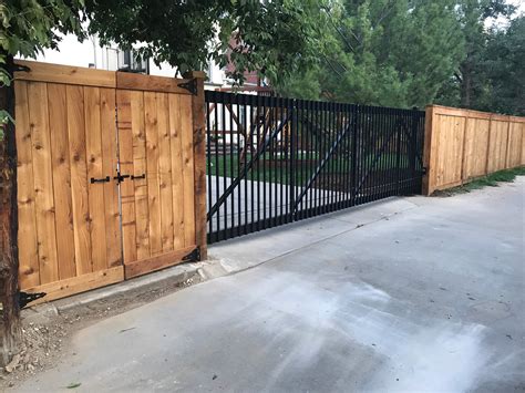 Fence Repair Denver Colorado - Addressing Common Issues