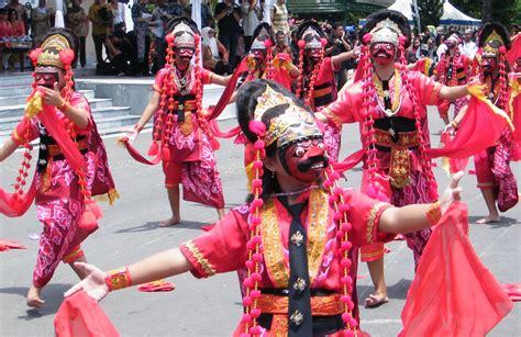 Festival dan Tradisi di Cirebon