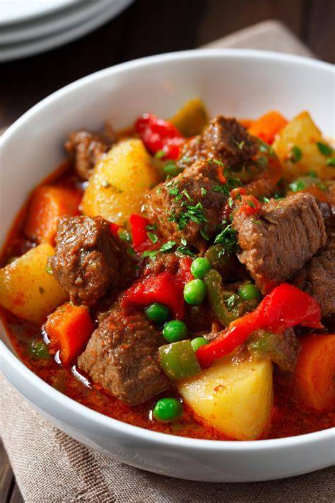 Filipino Beef Menudo Recipe - Chefinoz