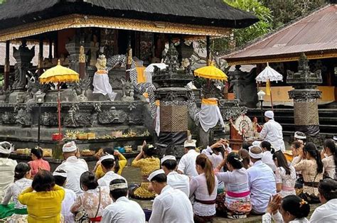 Filosofi Galungan Bali