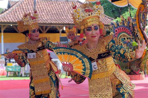 Filosofi Tari Legong Bali