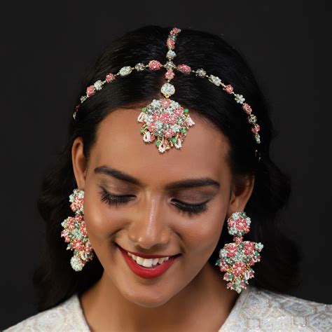 Finding Your Perfect Matha Patti Style