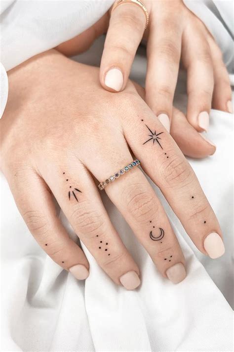 Finger Tattoos On Women