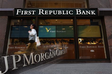 First Republic Bank Growers Square Root